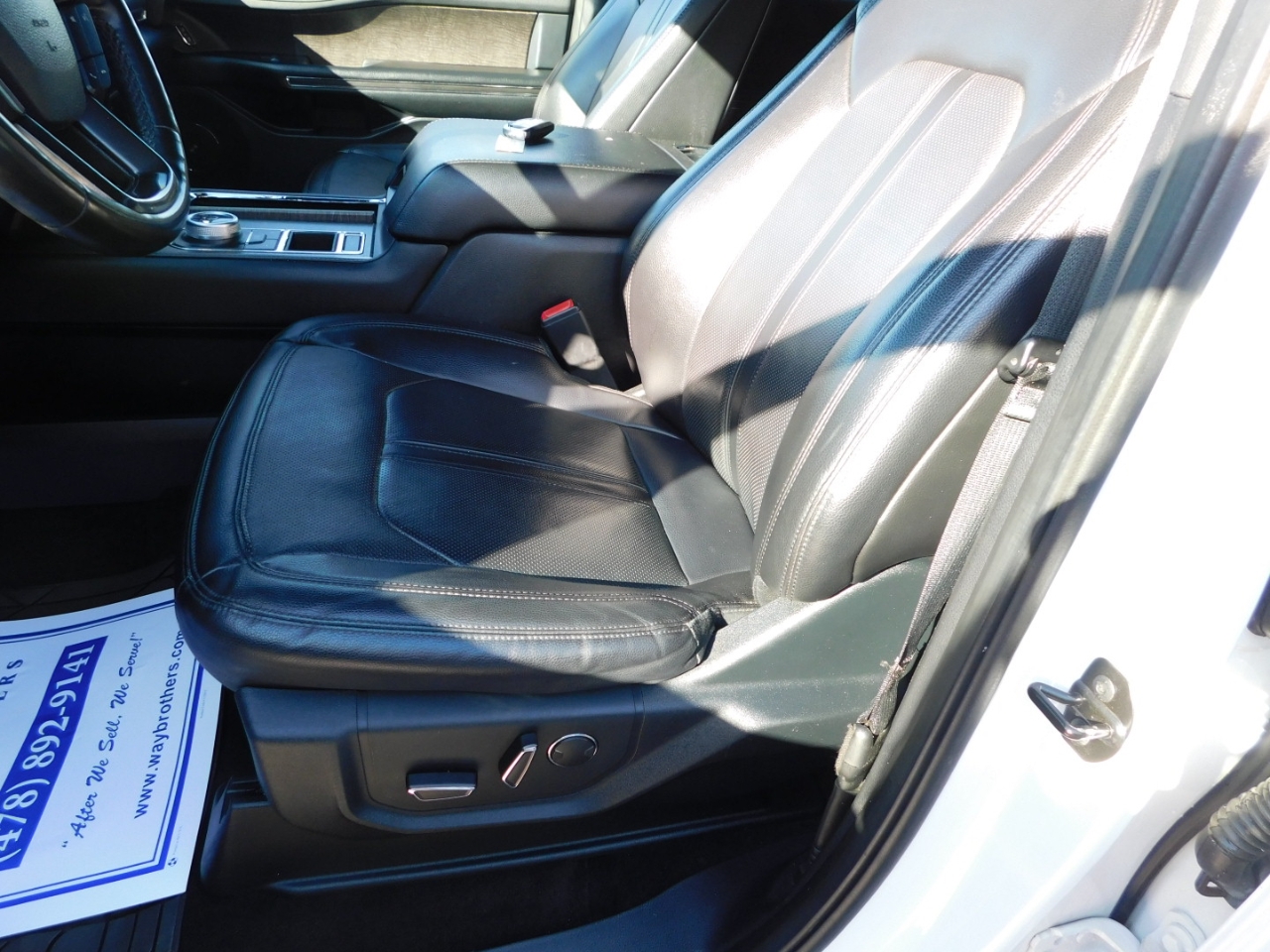 Ford Expedition  2021