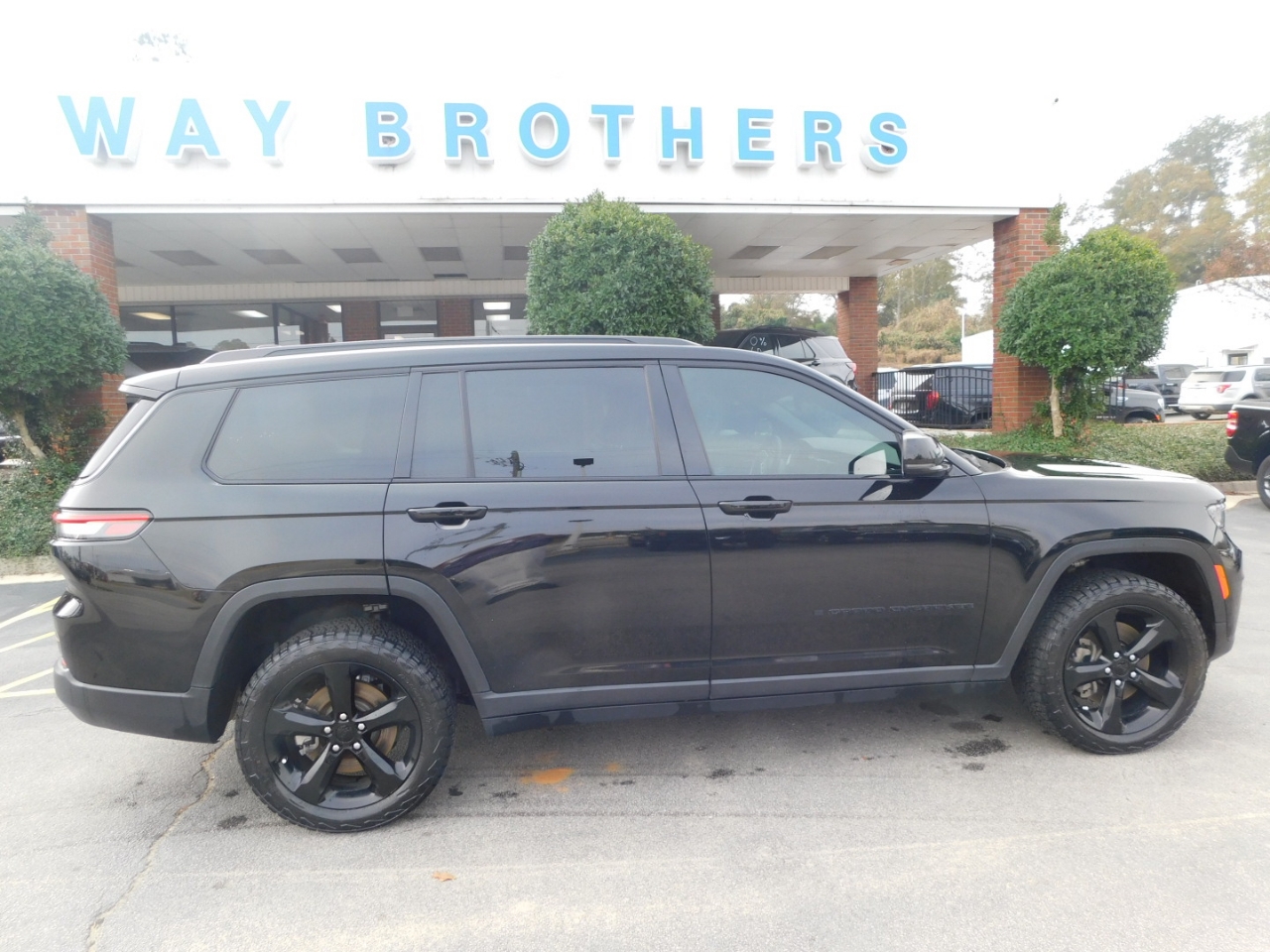 2024 Jeep Grand Cherokee L Altitude 4x2