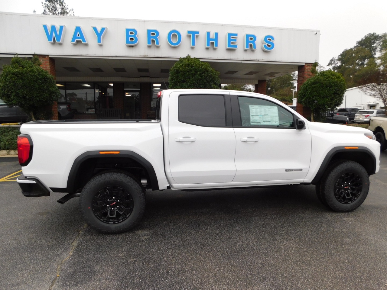 2026 GMC Canyon Elevation's photo