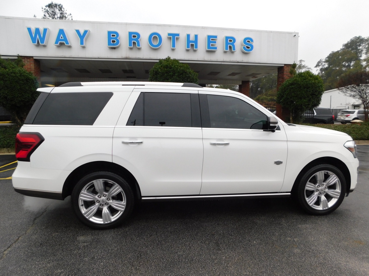 2024 Ford Expedition King Ranch's photo