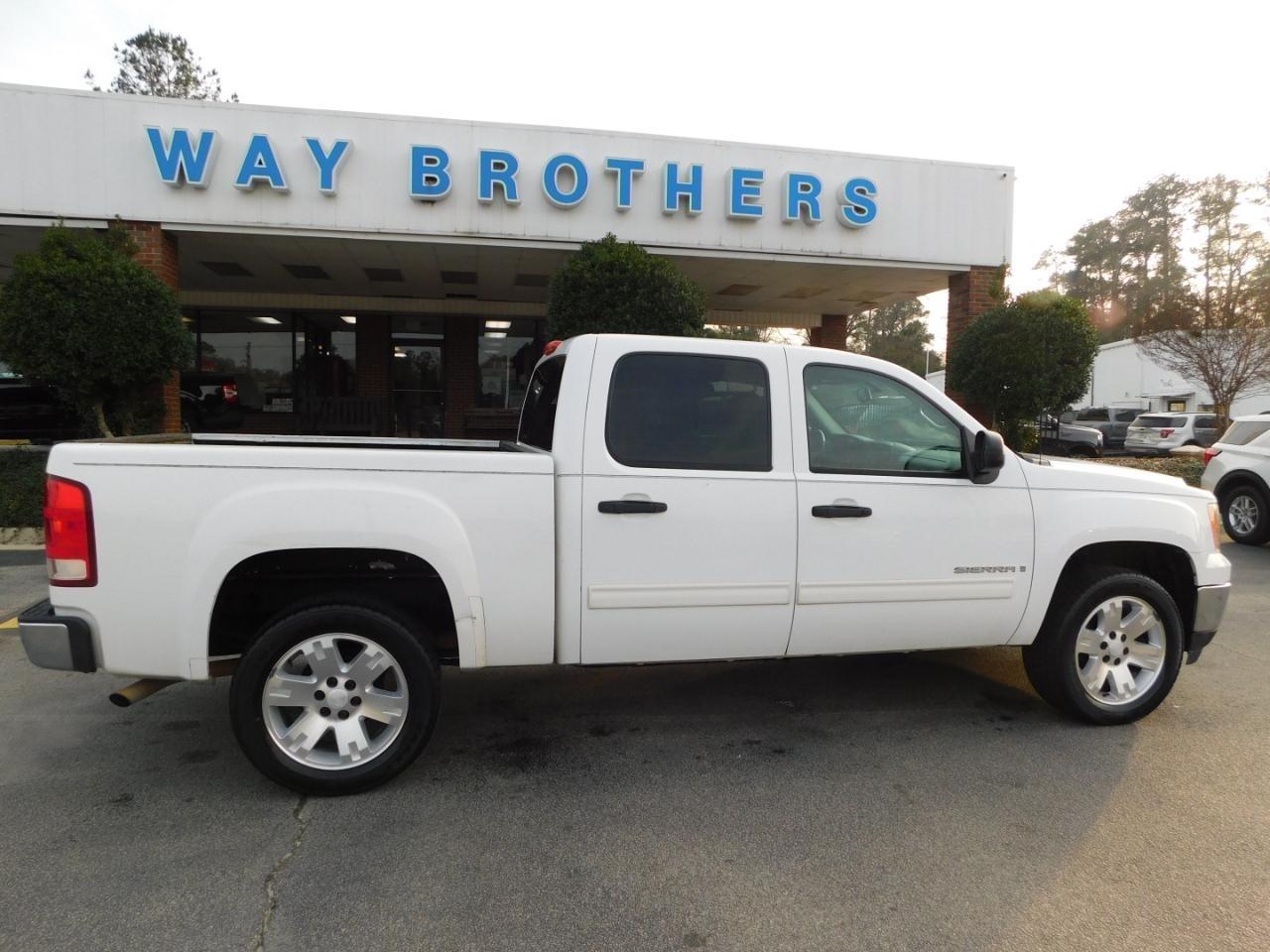 2007 GMC Sierra 1500 2WD Crew Cab 143.5" SLE1