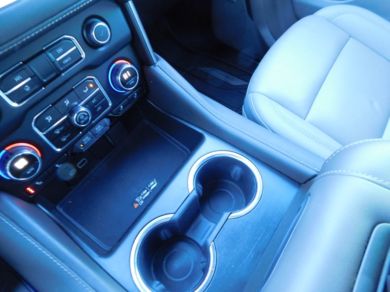 Chevrolet Tahoe  2023