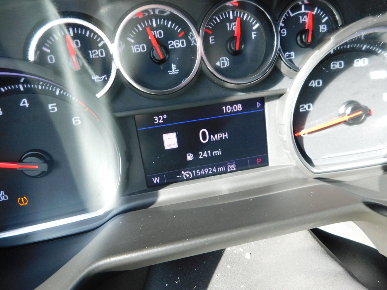 Chevrolet Suburban  2021