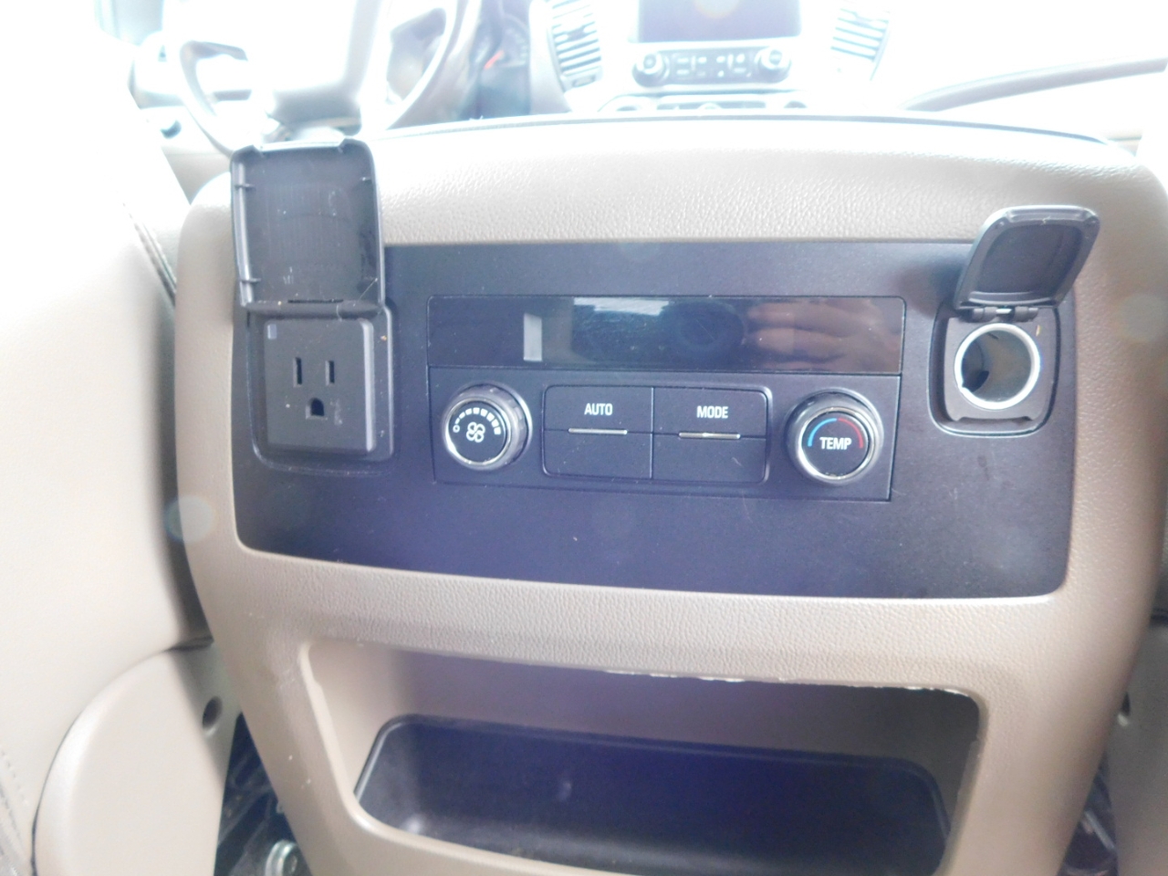 Chevrolet Tahoe  2018