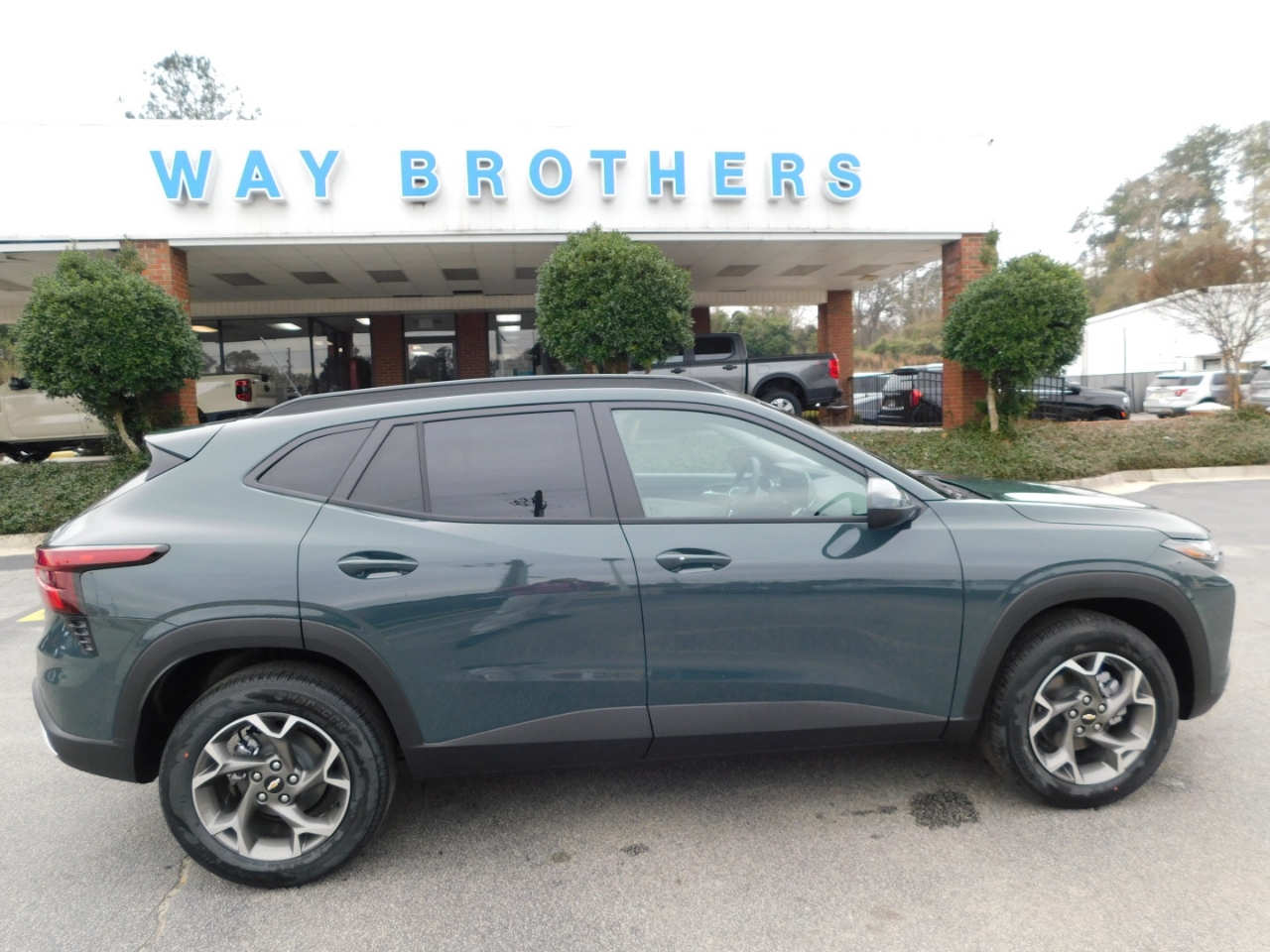 2026 Chevrolet Trax FWD 4DR LT