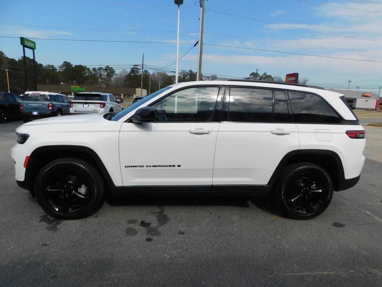 Jeep Grand Cherokee  2023