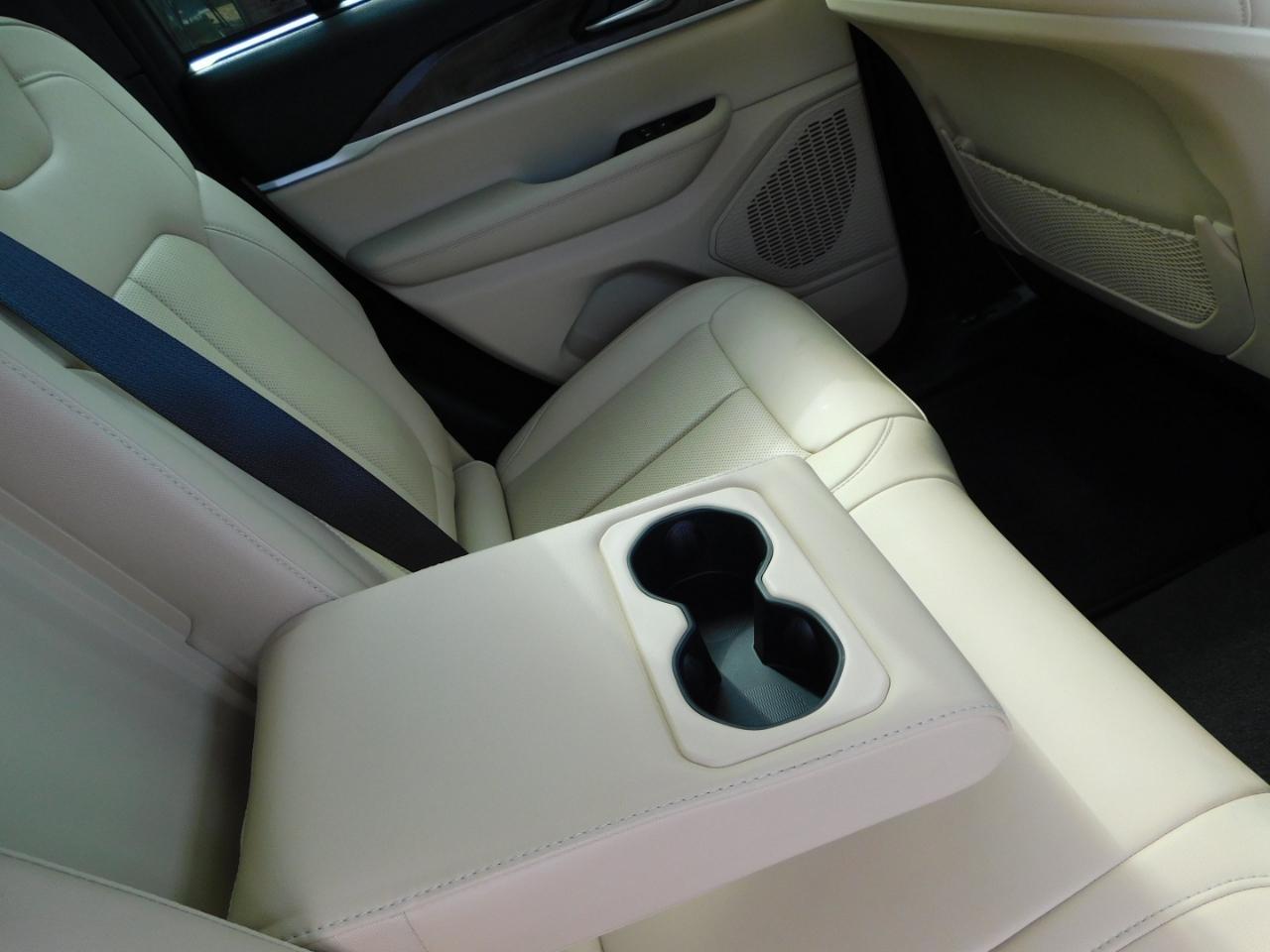 Jeep Grand Cherokee  2023