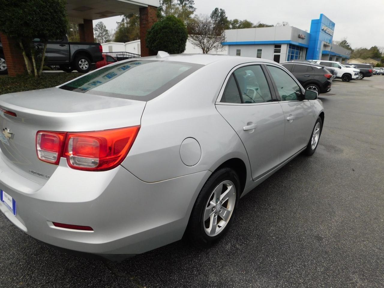 Chevrolet Malibu  2013