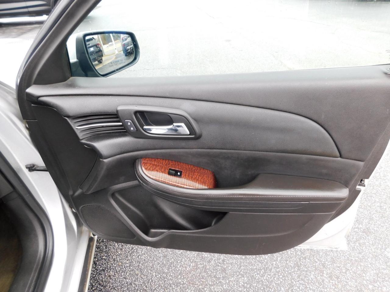 Chevrolet Malibu  2013