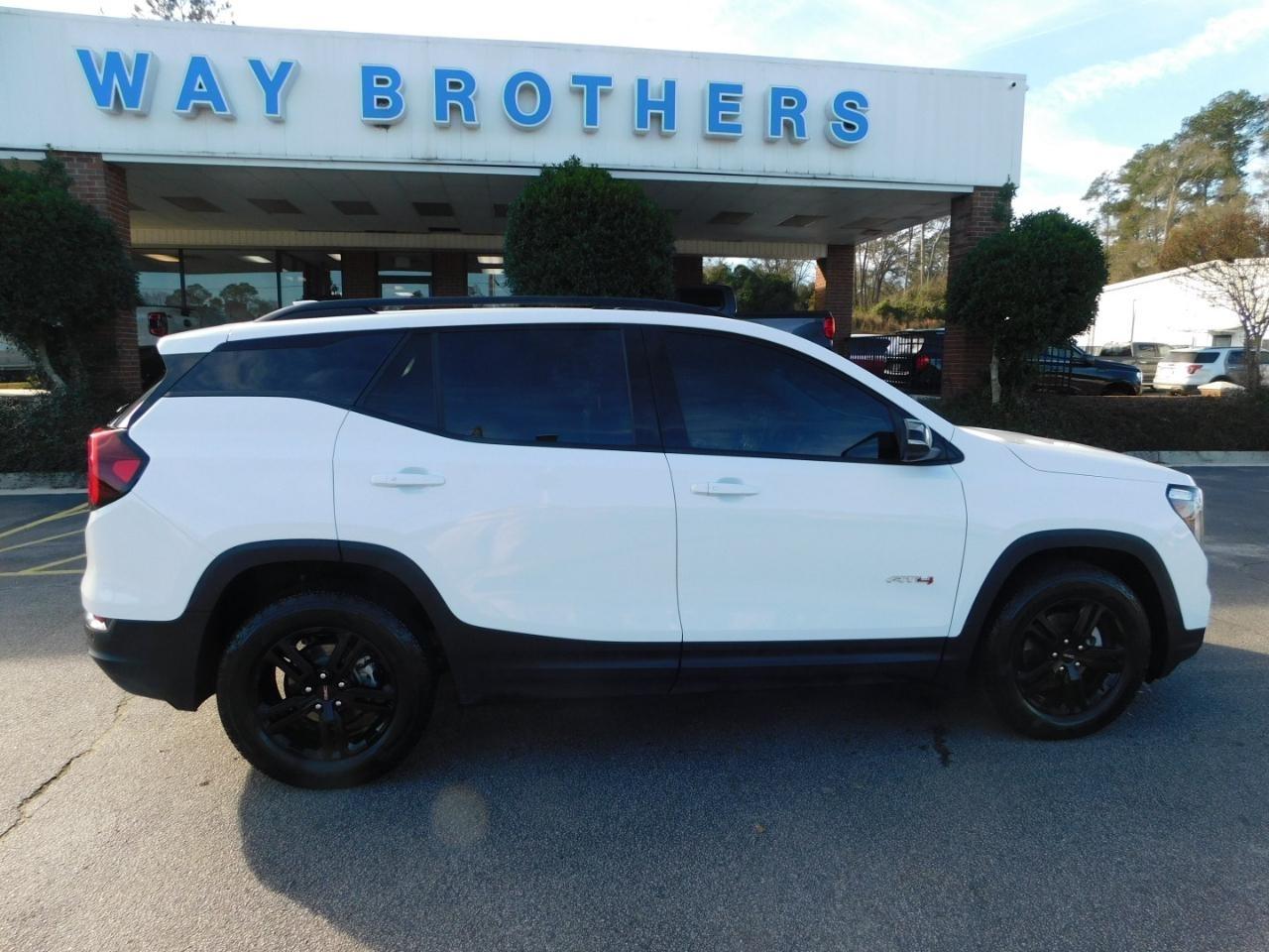 2024 GMC Terrain AWD 4DR AT4