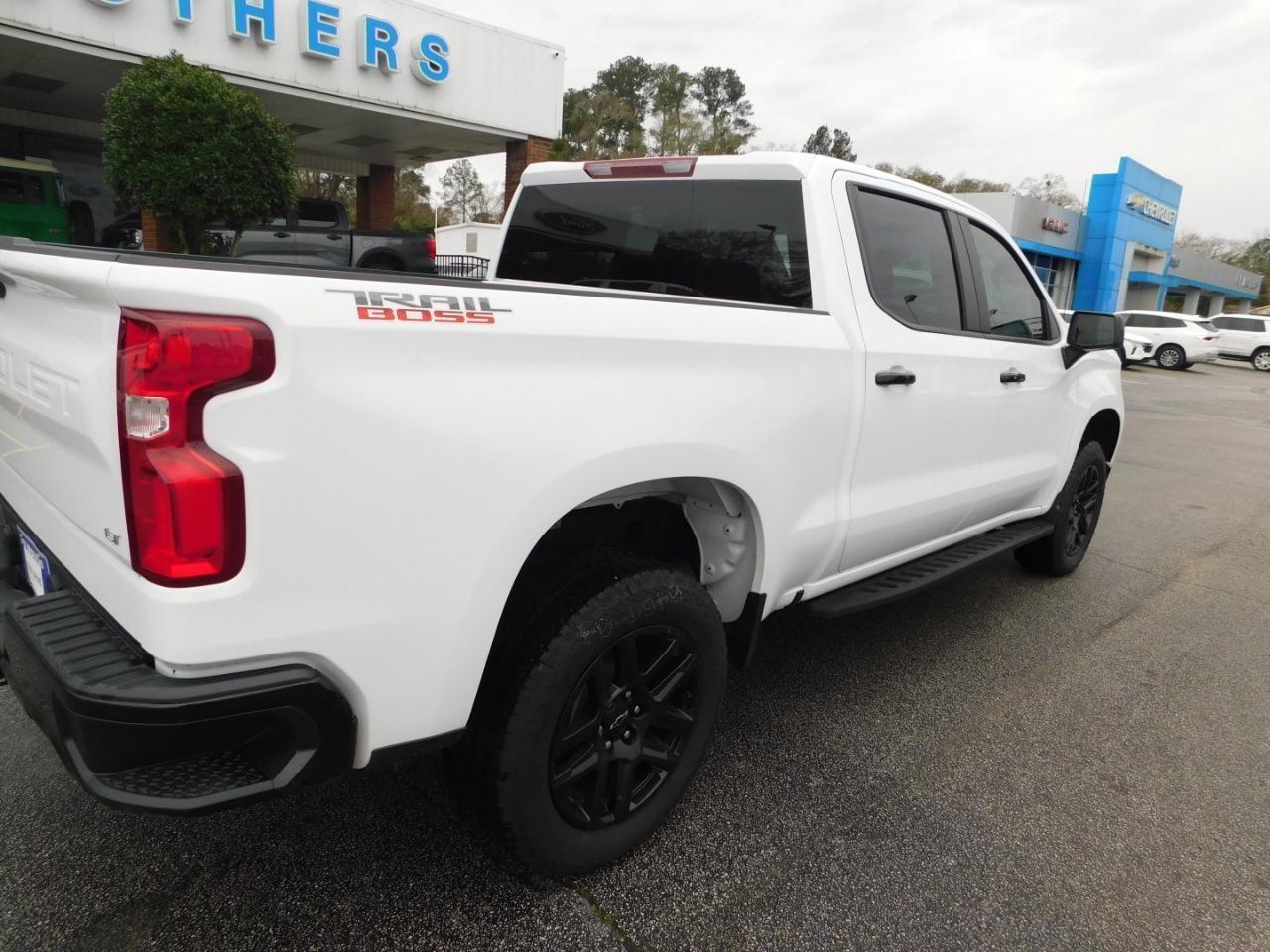 Chevrolet Silverado 1500  2026