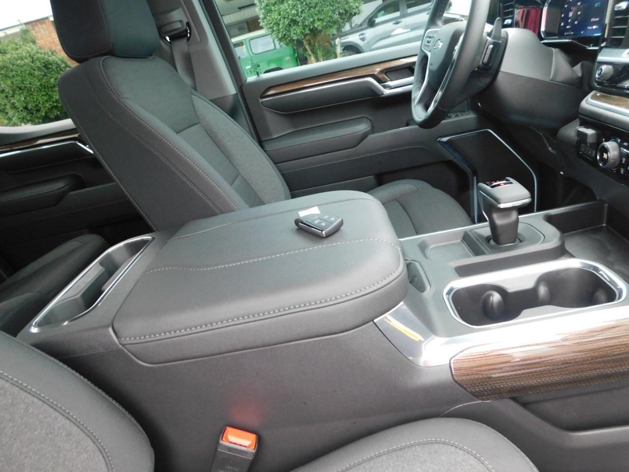 Chevrolet Silverado 1500  2026