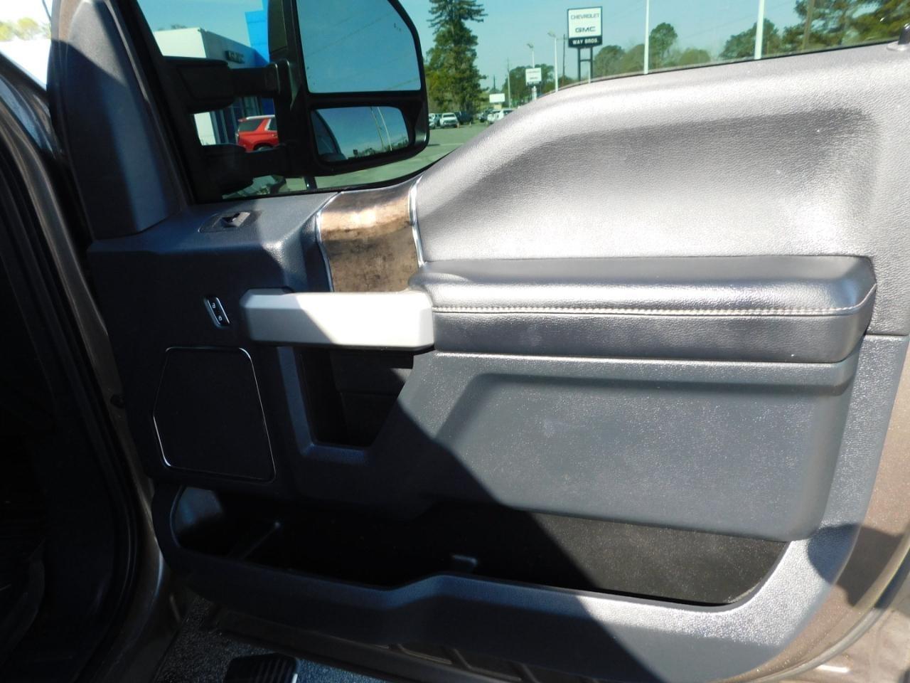 Ford Super Duty F-250 SRW  2022