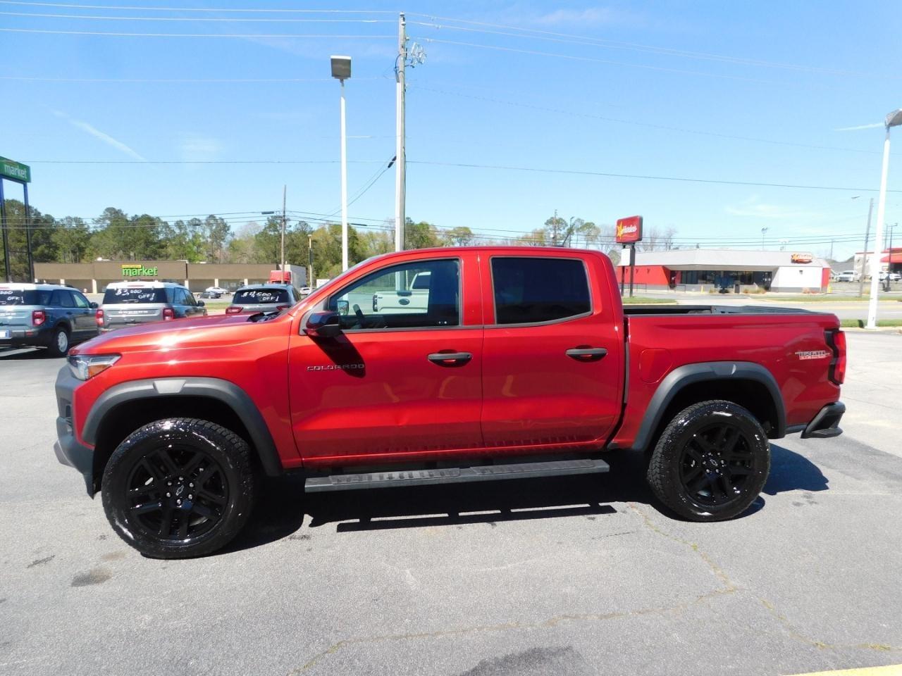 Chevrolet Colorado  2023