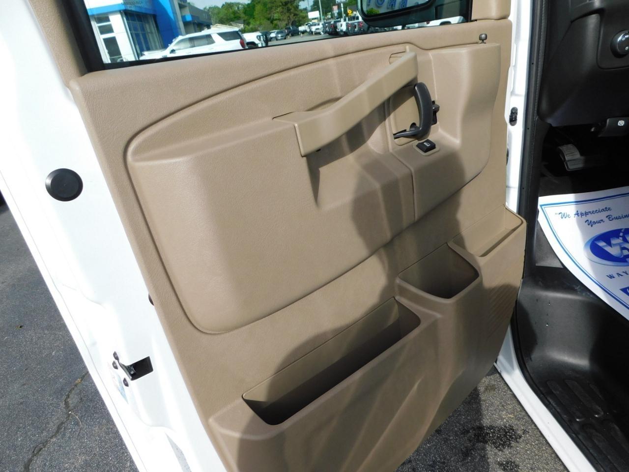 GMC Savana Cargo Van  2026