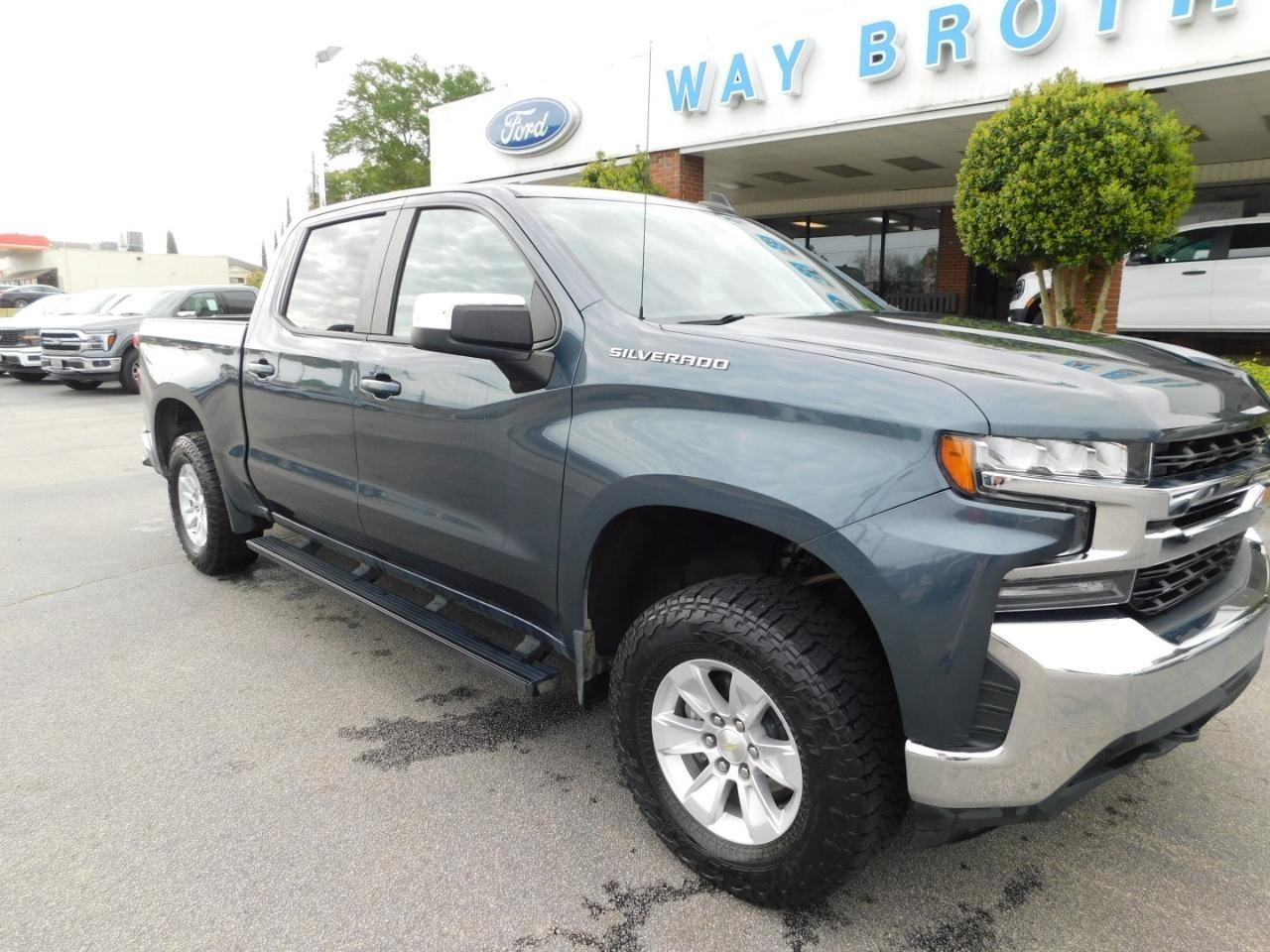 2020 Chevrolet Silverado 1500 4WD CREW CAB 147" LT