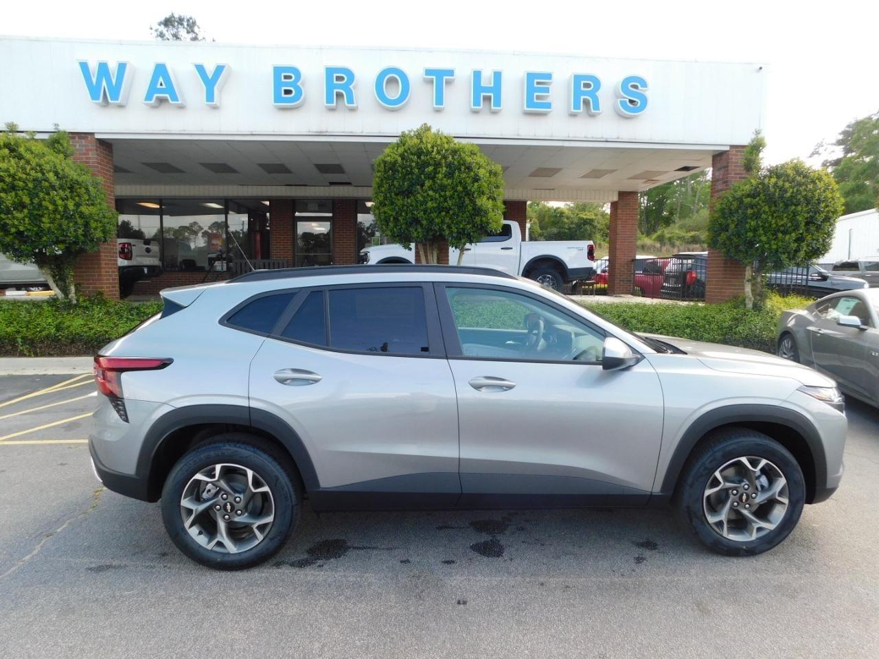 2026 Chevrolet Trax FWD 4DR LT