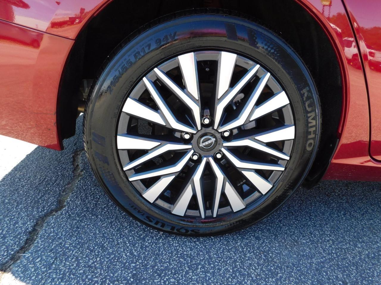 Nissan Altima  2025