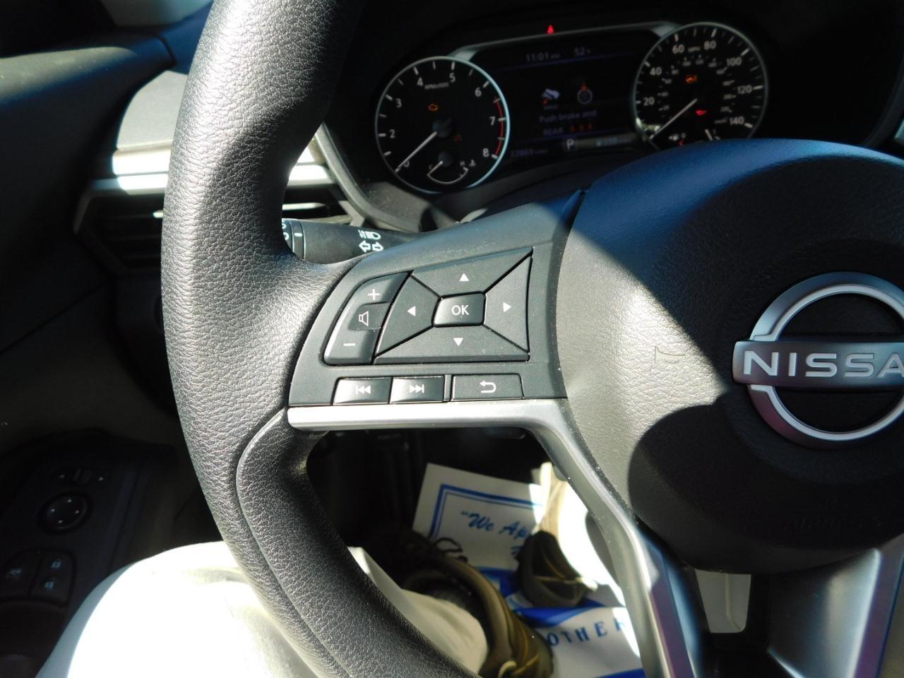 Nissan Altima  2025