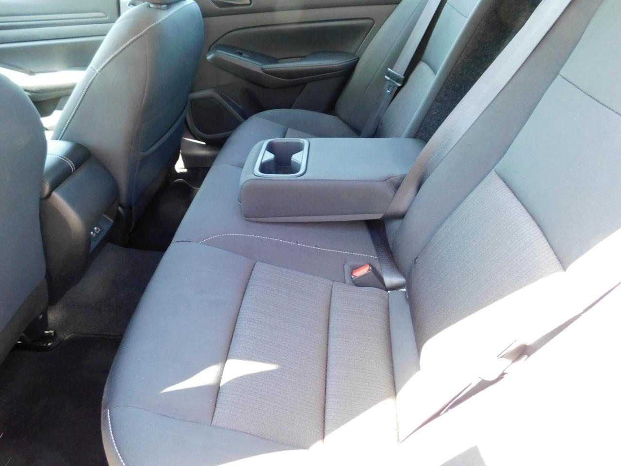 Nissan Altima  2025