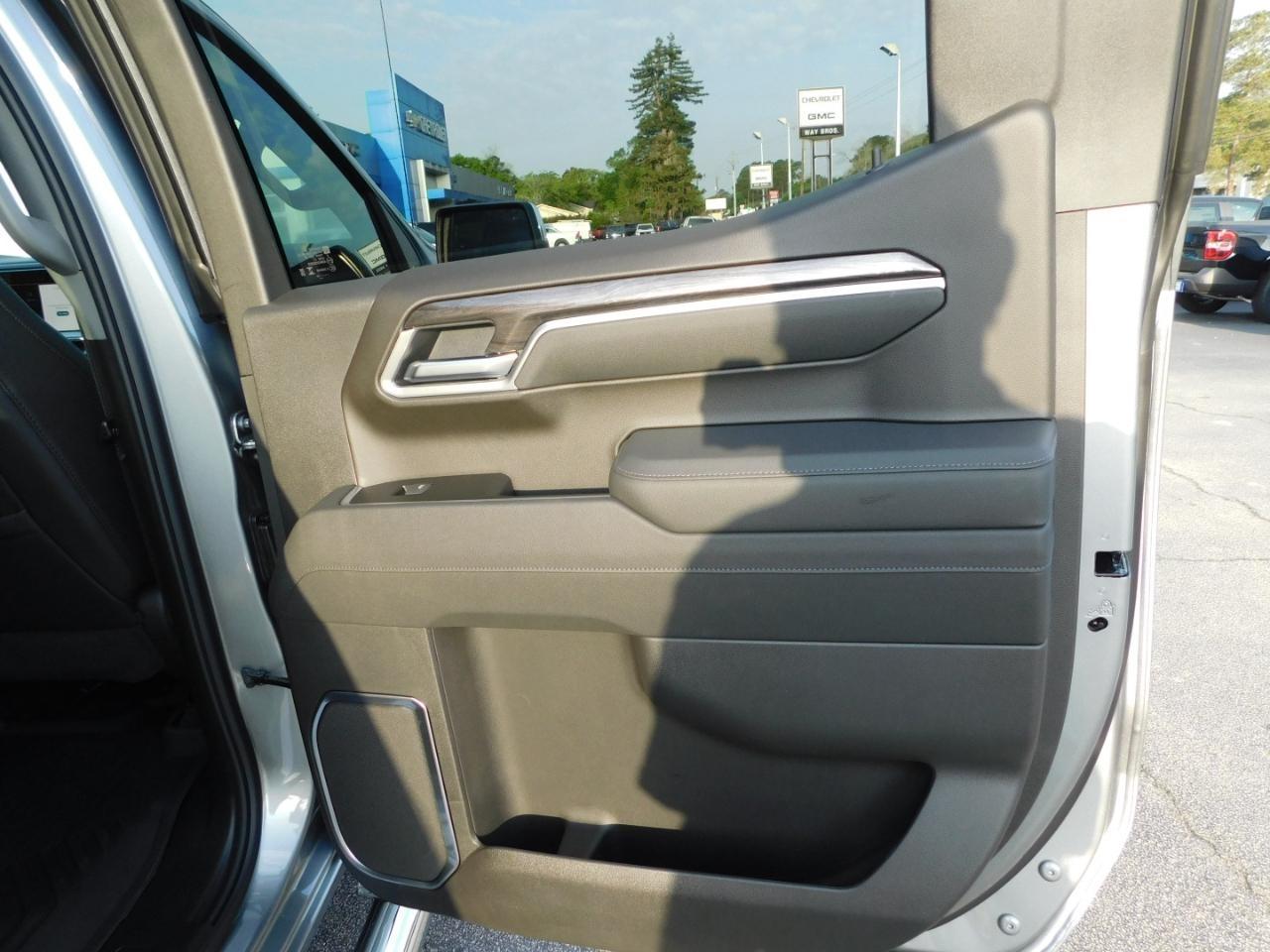 Chevrolet Silverado 1500  2026