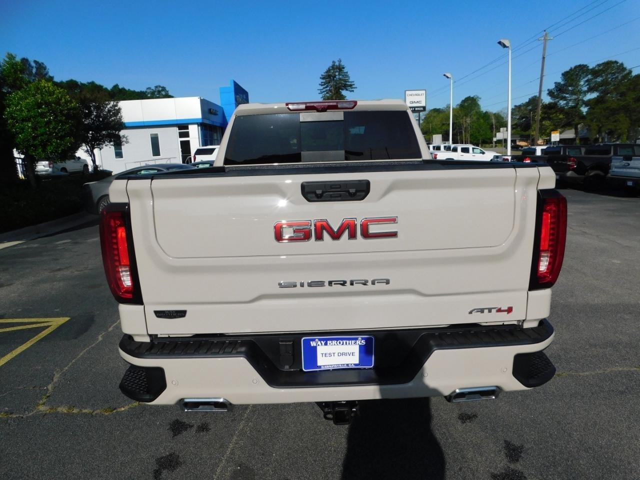 GMC Sierra 1500  2026