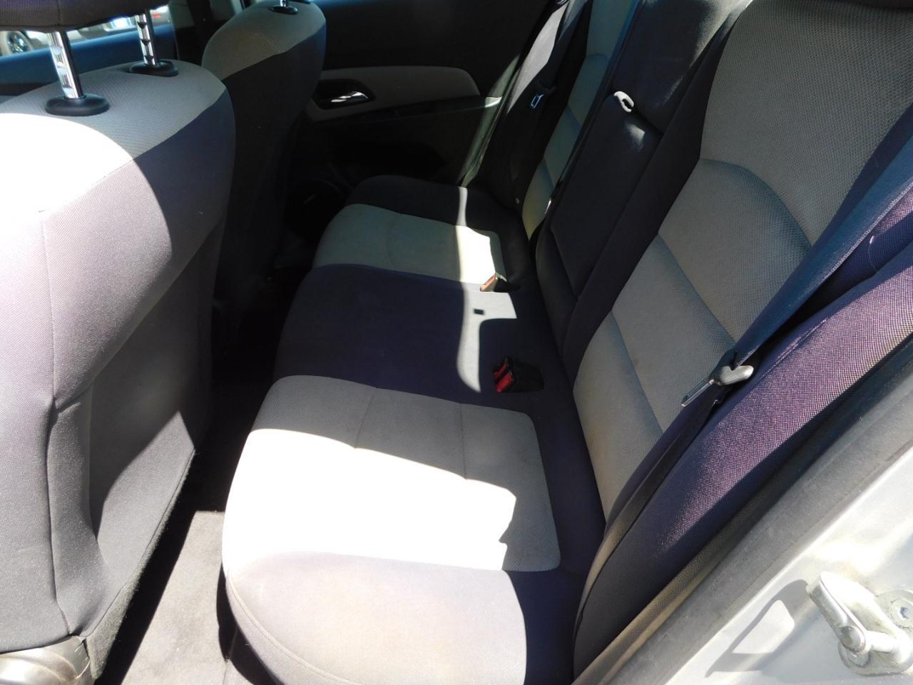 Chevrolet Cruze  2013