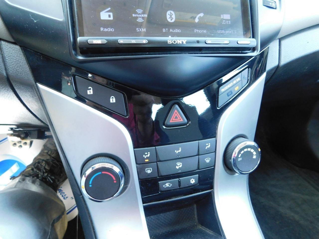 Chevrolet Cruze  2013