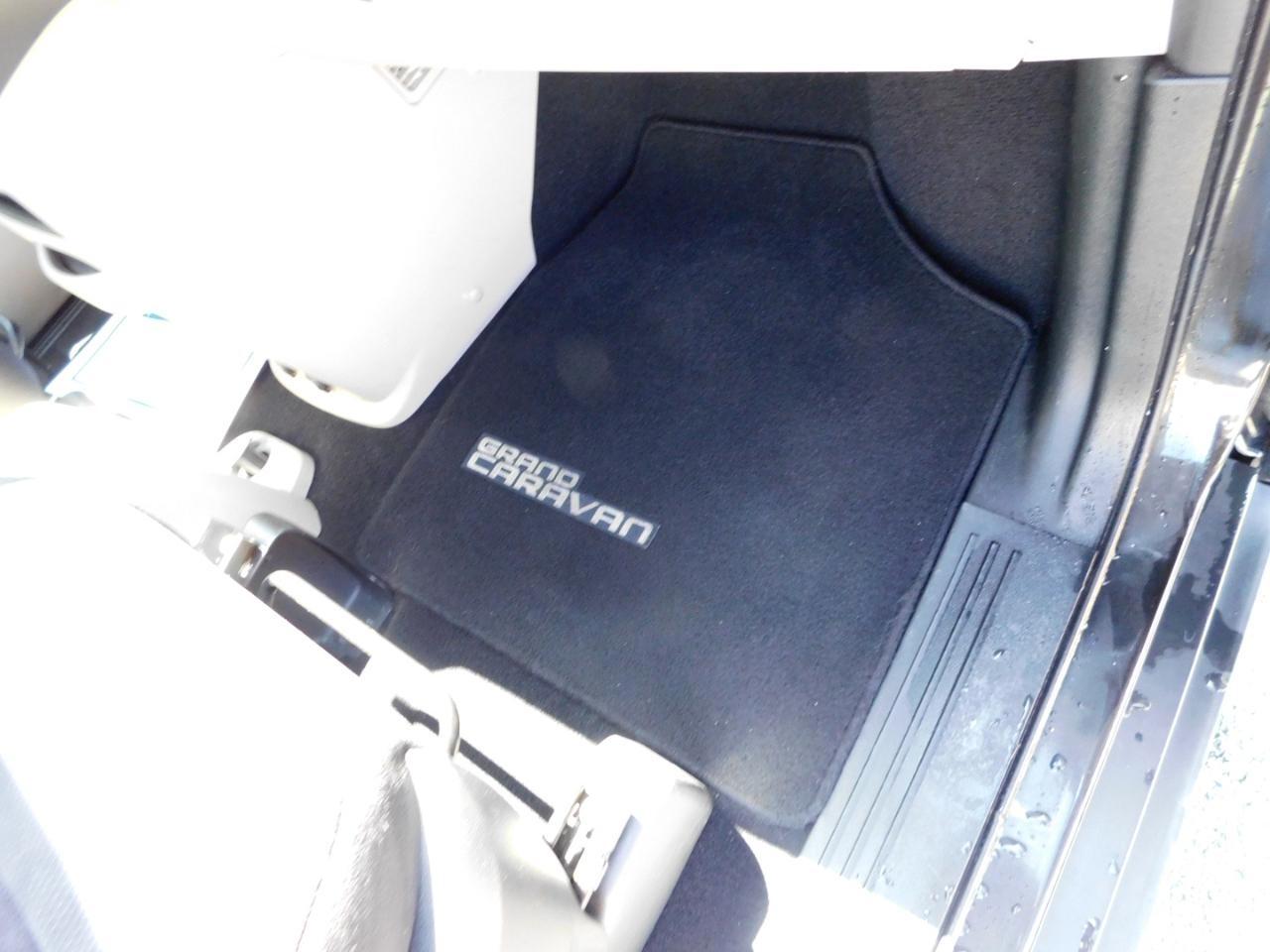 Dodge Grand Caravan  2011