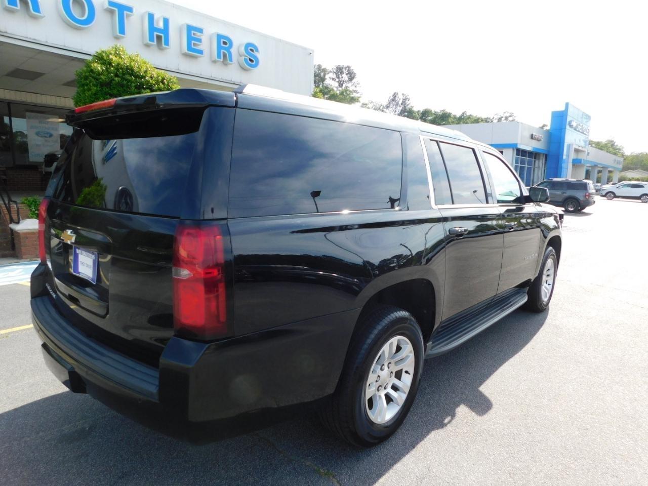 Chevrolet Suburban  2018