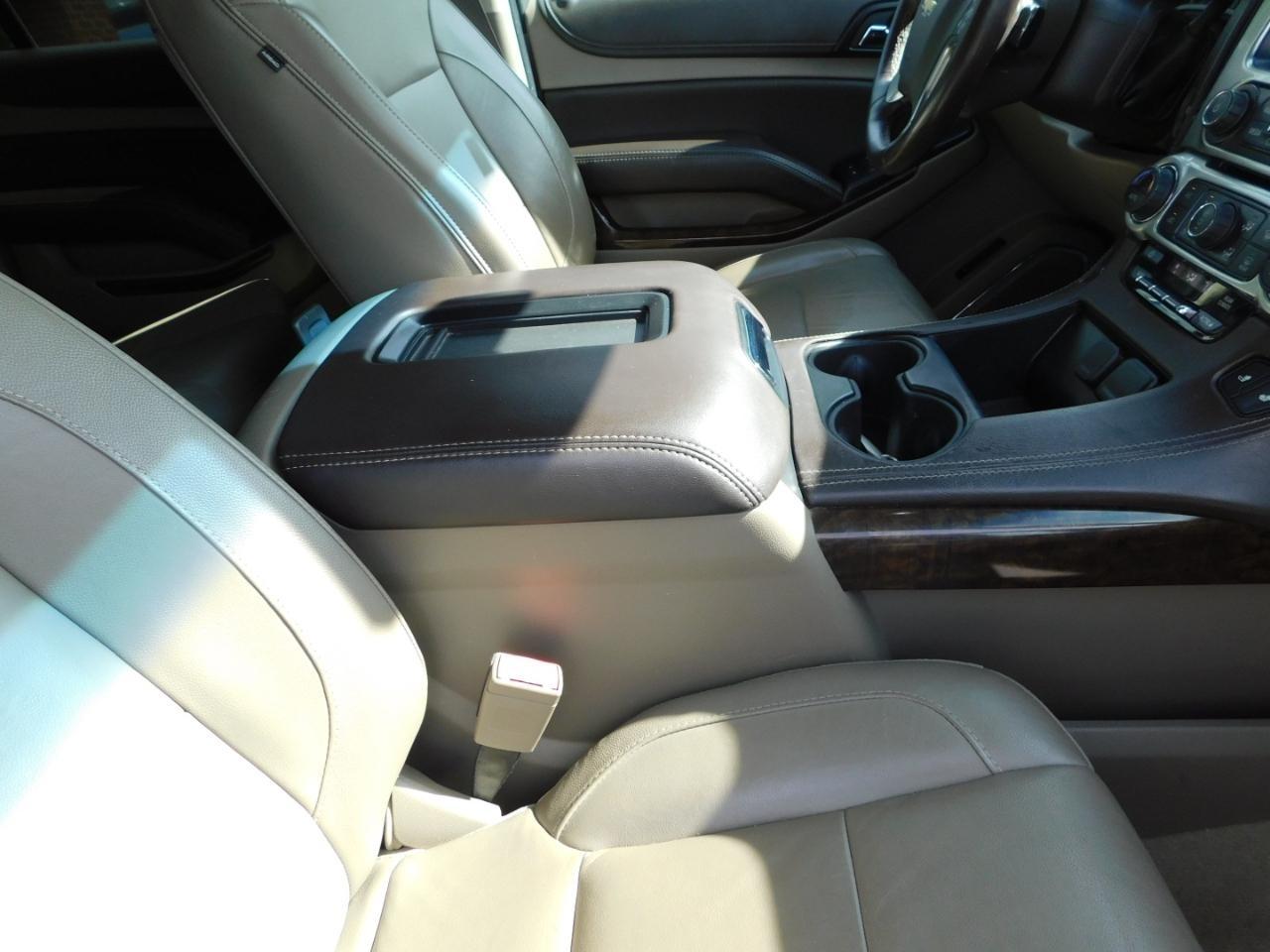 Chevrolet Suburban  2018