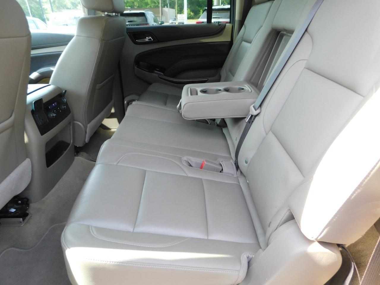 Chevrolet Suburban  2018