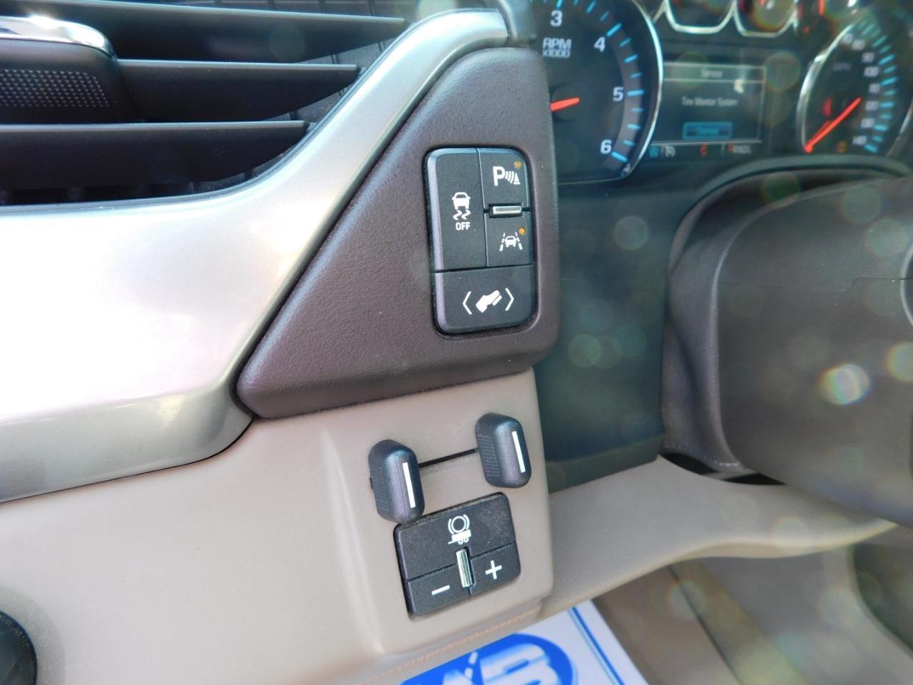 Chevrolet Suburban  2018