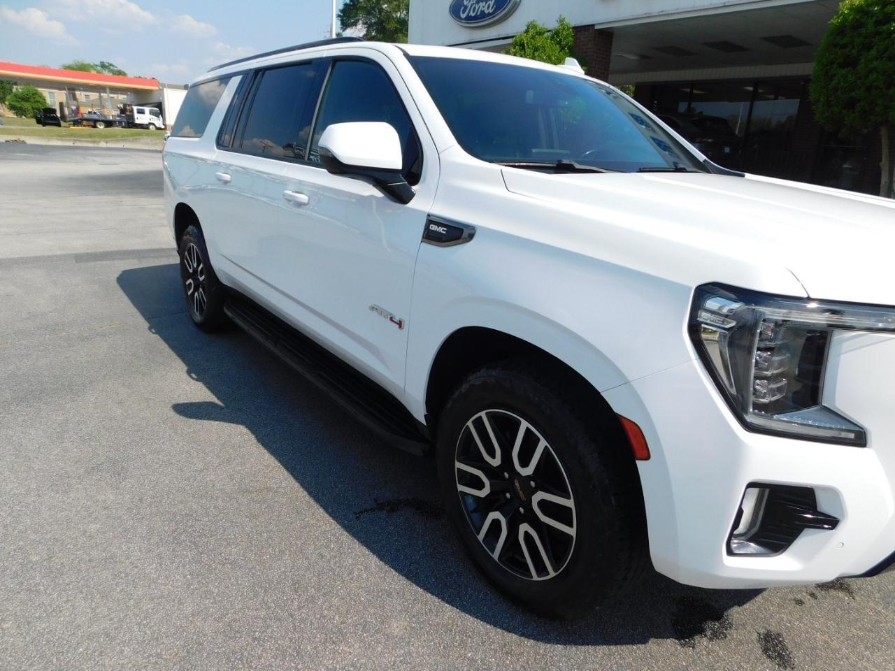 GMC Yukon XL  2021