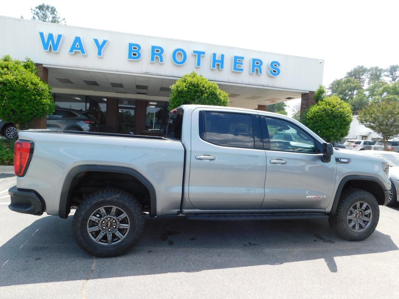 2026 GMC Sierra 1500 4WD CREW CAB 147" AT4X
