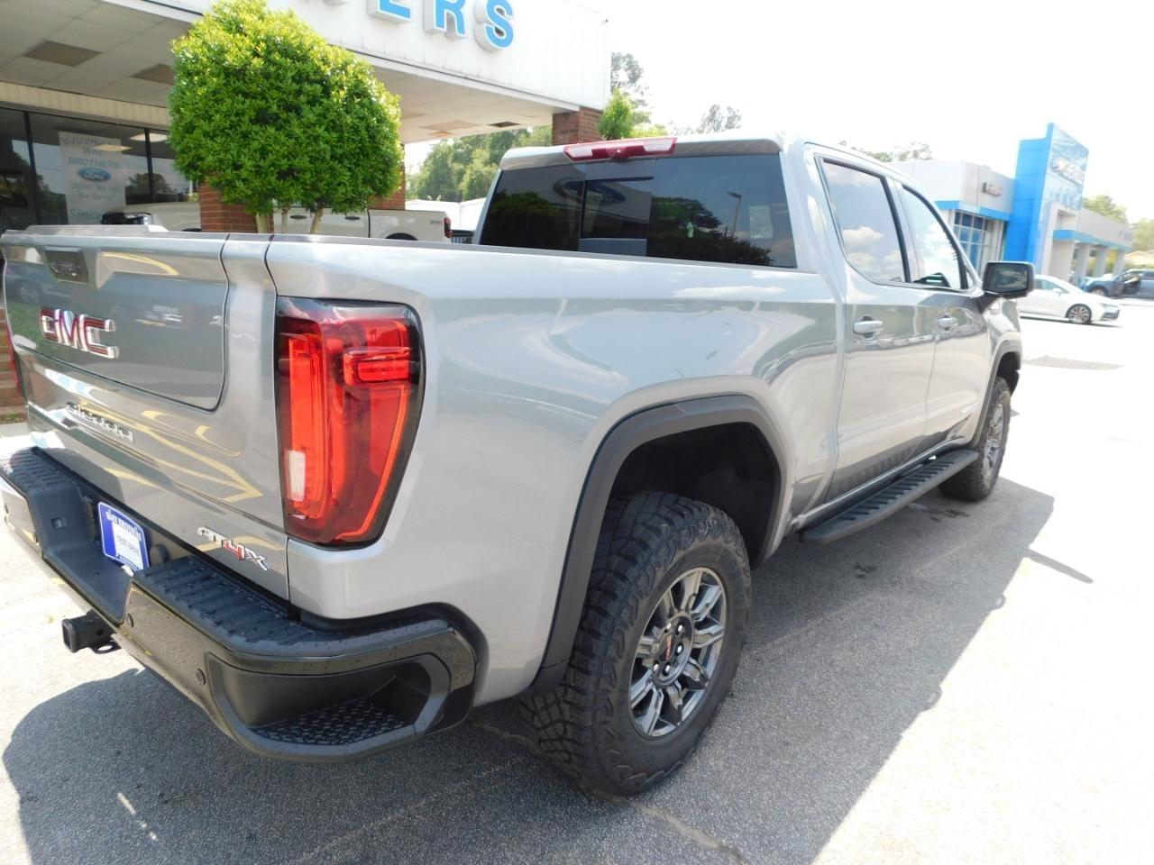 GMC Sierra 1500  2026