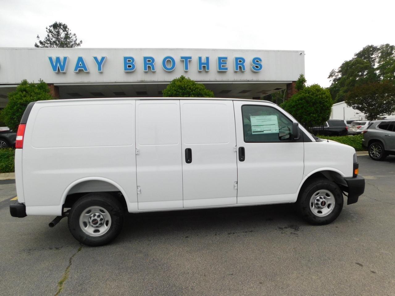 2026 GMC Savana 2500's photo