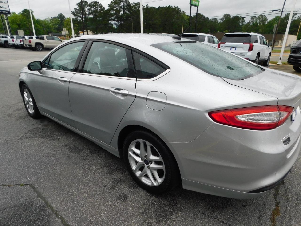 Ford Fusion  2016