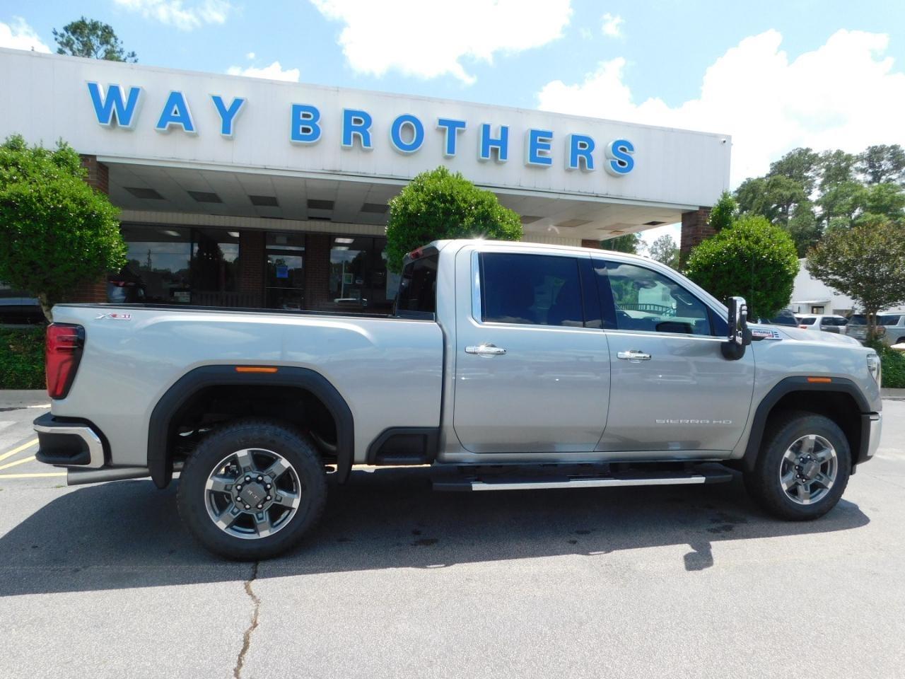 2026 GMC Sierra 2500HD 4WD CREW CAB 159" SLT