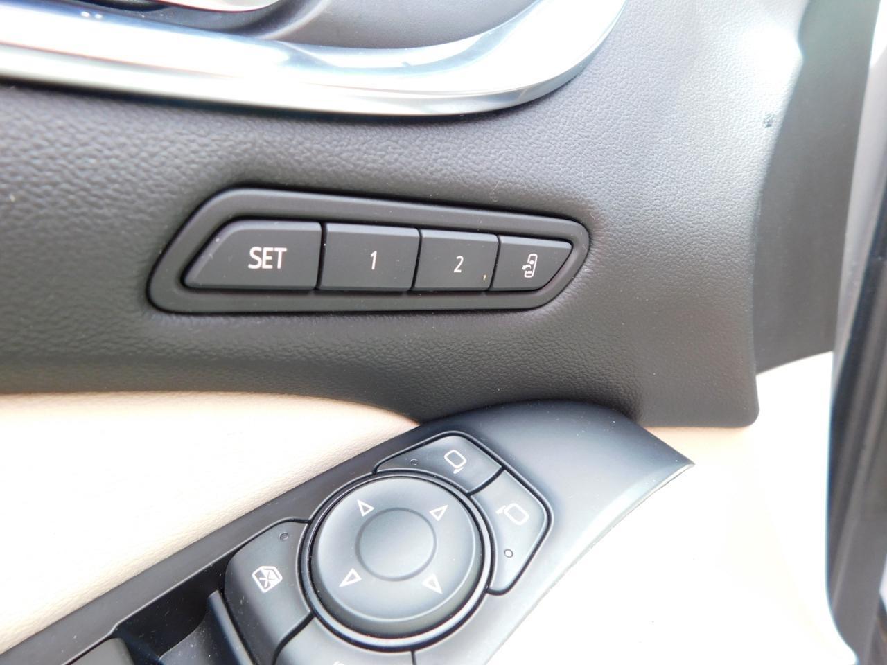 Buick Enclave  2023