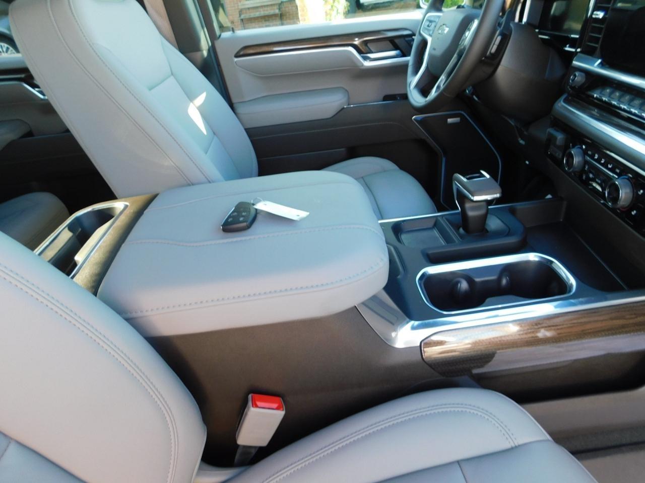 Chevrolet Silverado 1500  2026