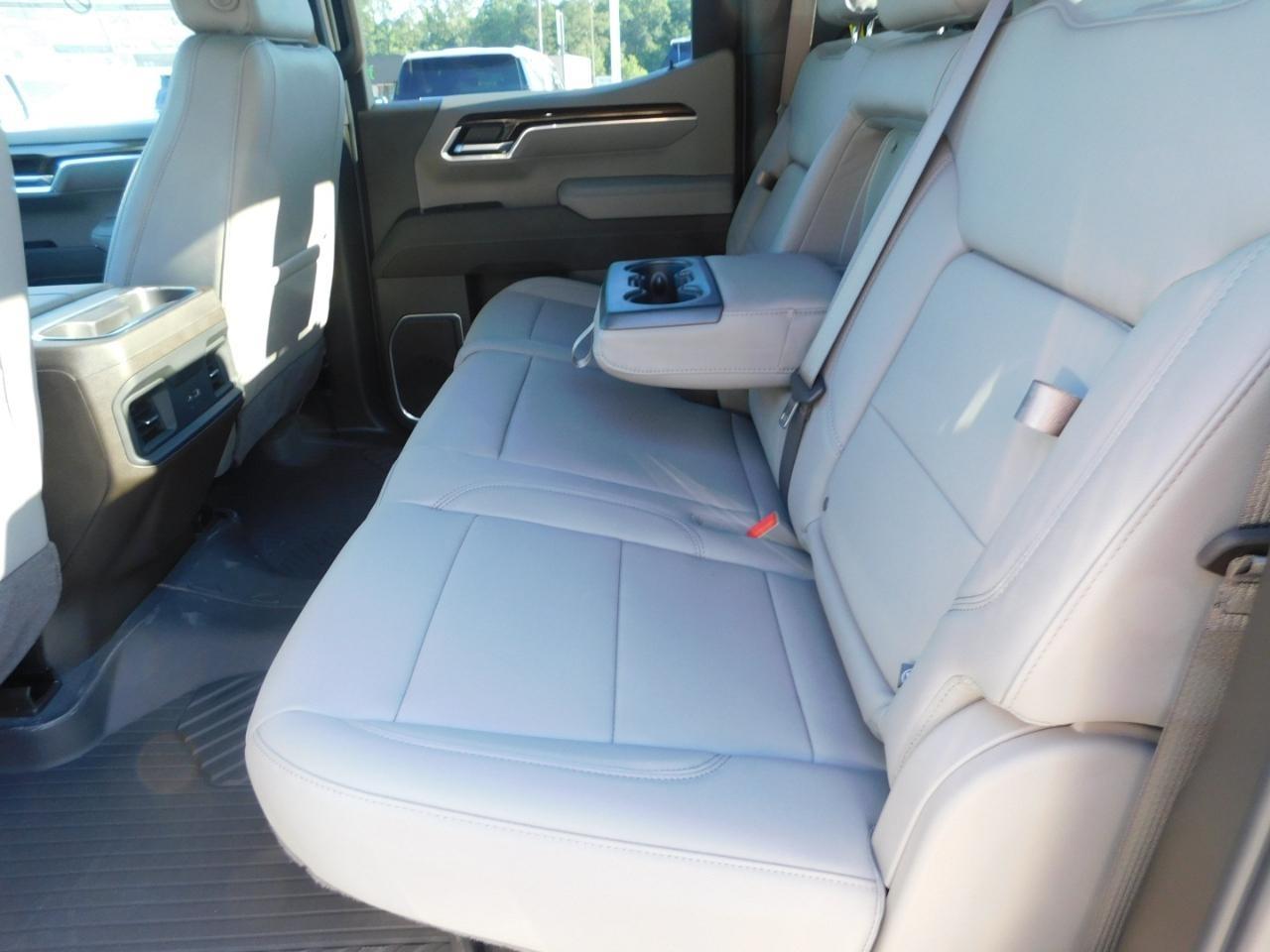 Chevrolet Silverado 1500  2026