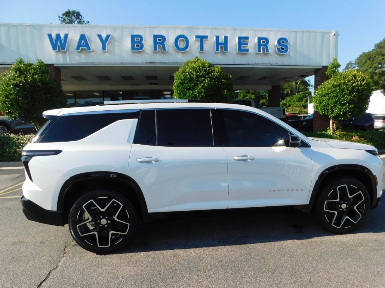 2025 Chevrolet Traverse FWD 4DR HIGH COUNTRY W/1L