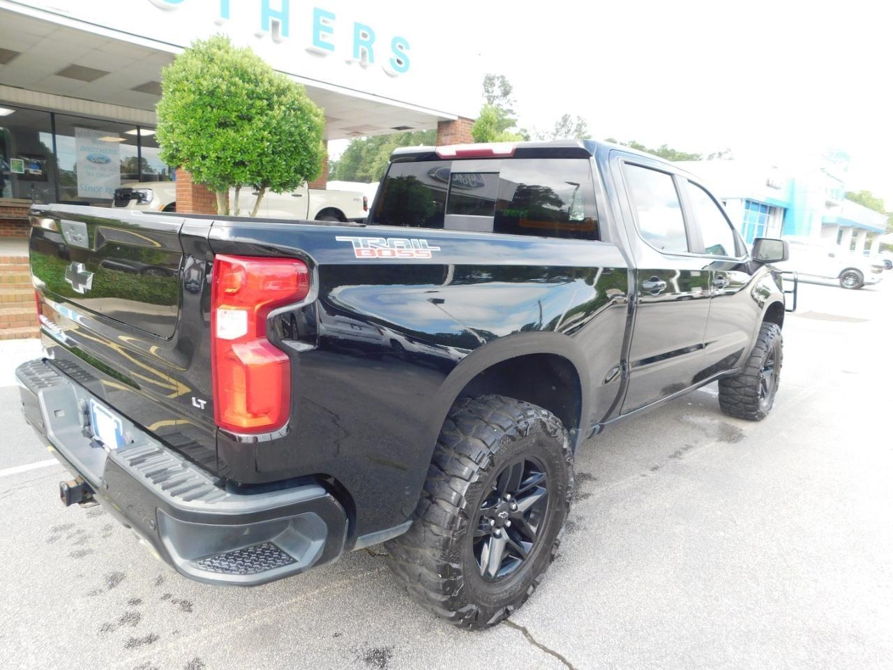 Chevrolet Silverado 1500  2021