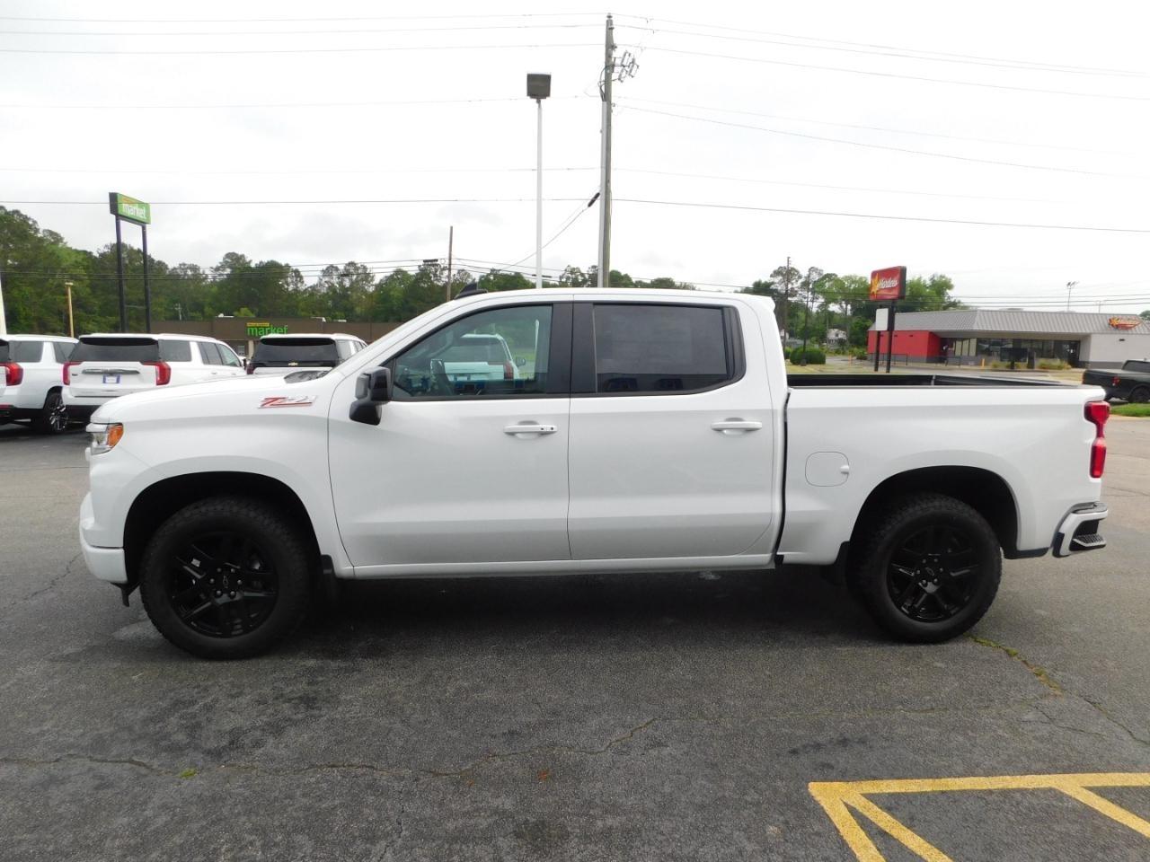 Chevrolet Silverado 1500  2026
