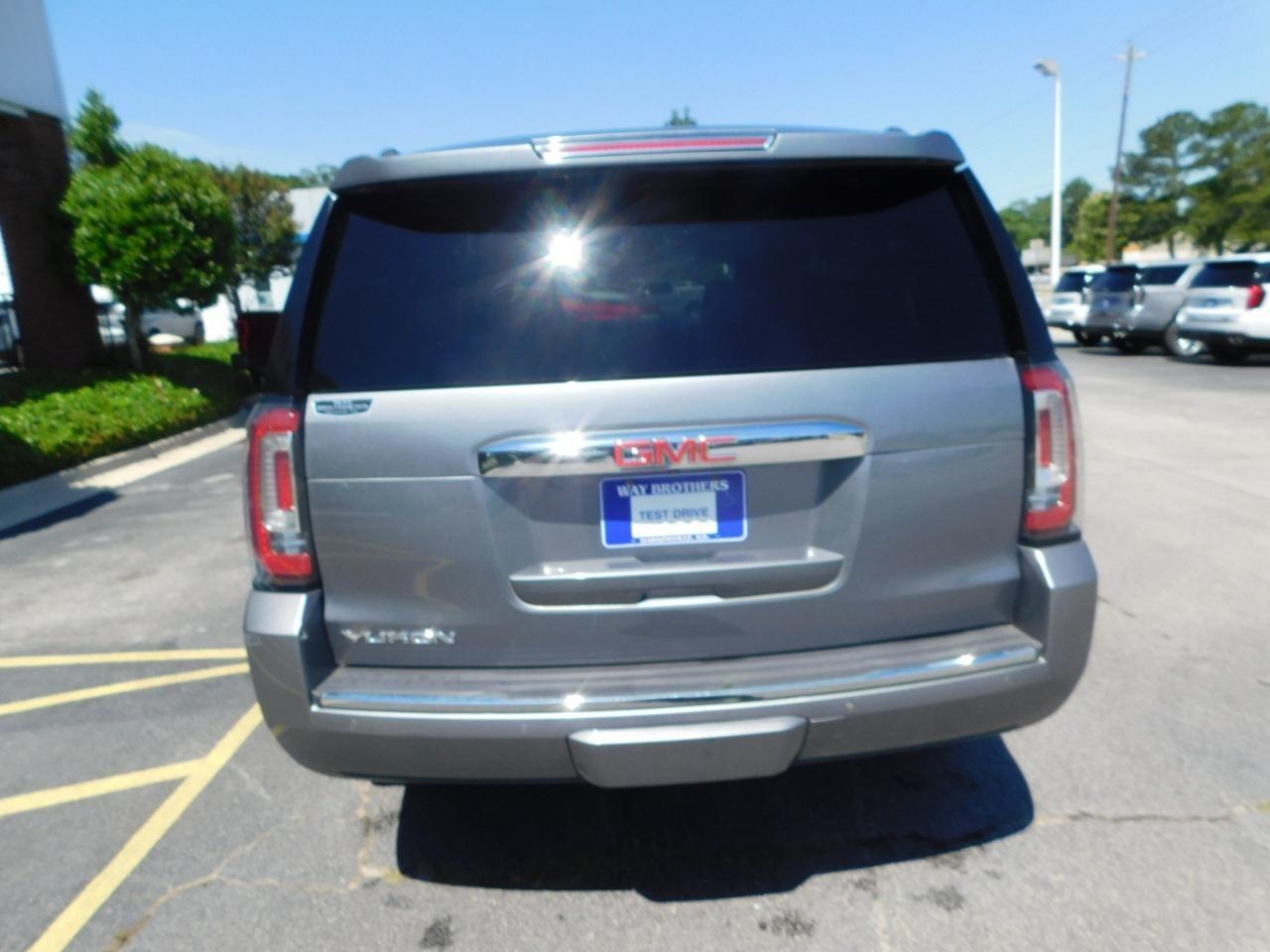 GMC Yukon  2018