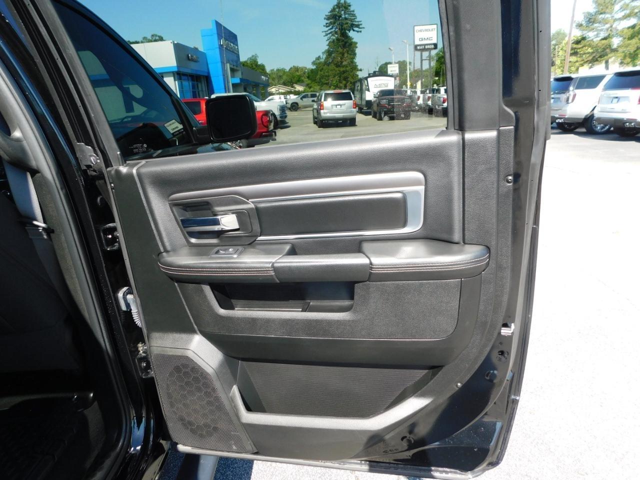 RAM 1500 Classic  2023