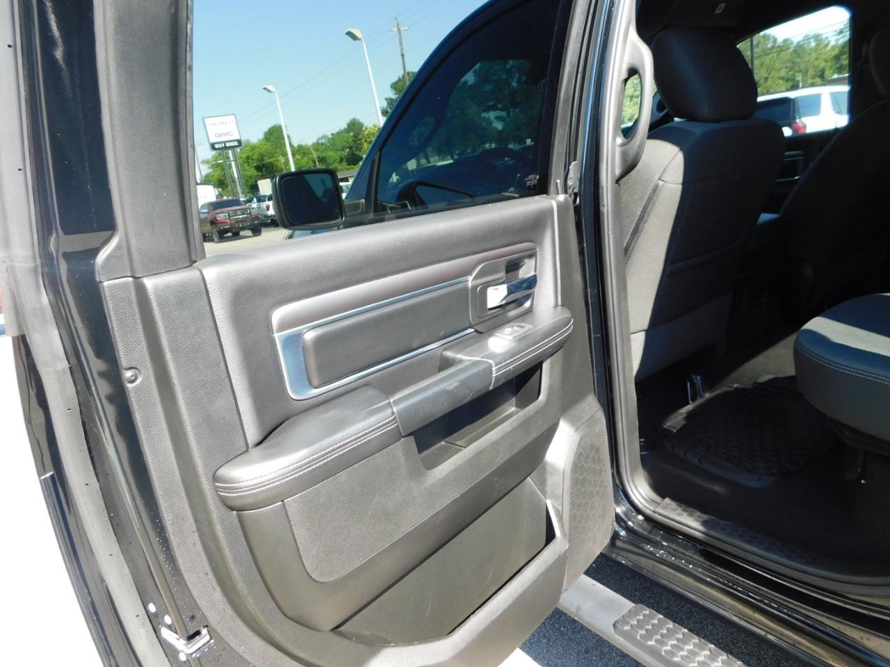 RAM 1500 Classic  2023