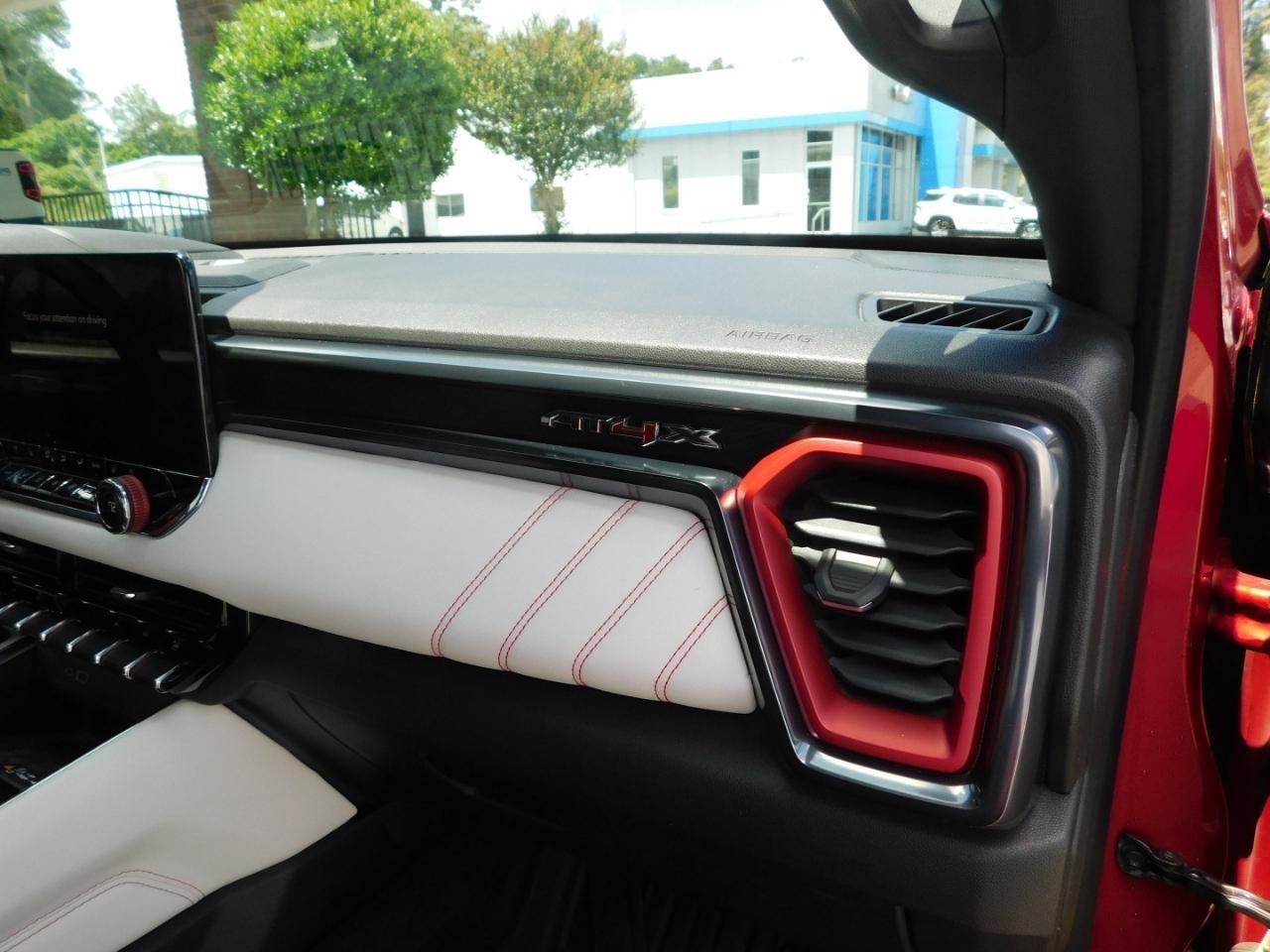 GMC Canyon  2023