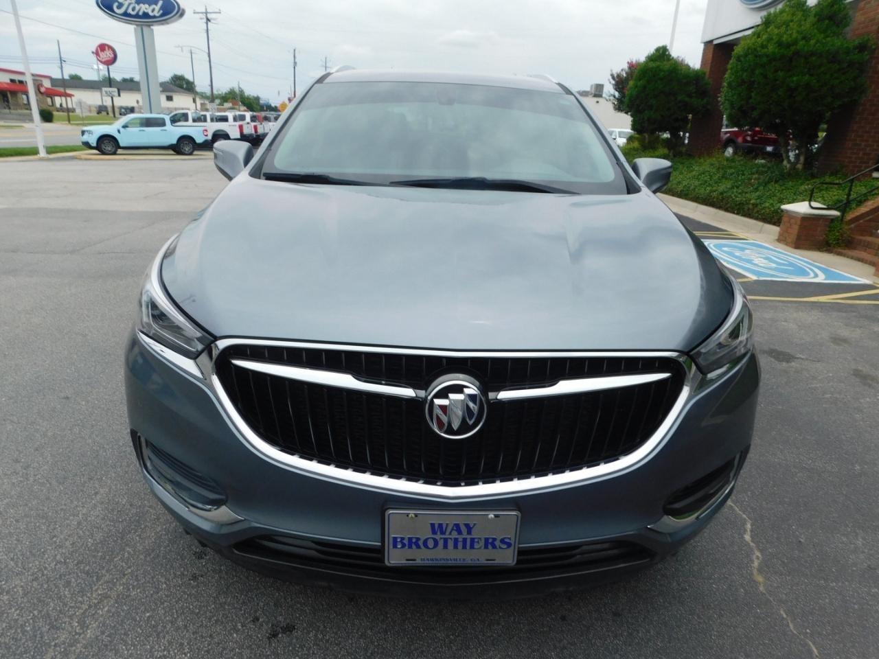 Buick Enclave  2020